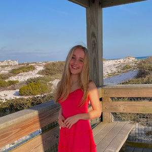 Meet your Posher, Lily